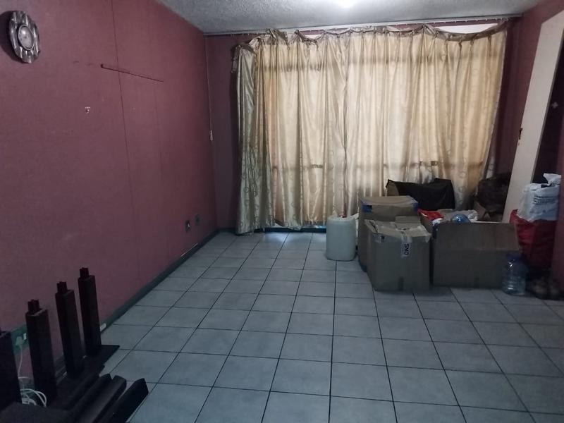 2 Bedroom Property for Sale in Pretoria Central Gauteng