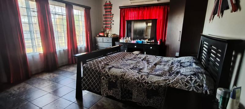 6 Bedroom Property for Sale in Pretoria Gardens Gauteng