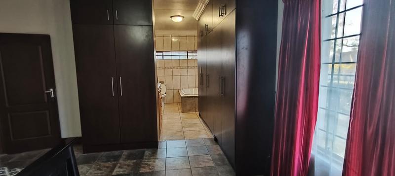 6 Bedroom Property for Sale in Pretoria Gardens Gauteng