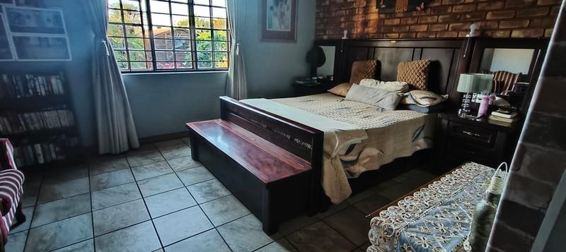 6 Bedroom Property for Sale in Pretoria Gardens Gauteng