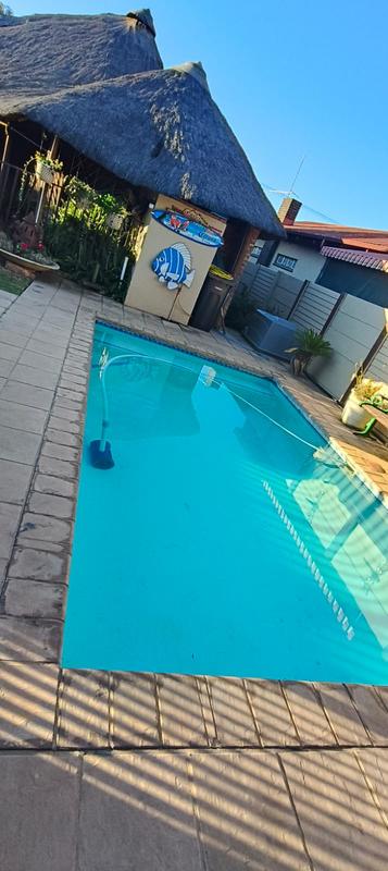 6 Bedroom Property for Sale in Pretoria Gardens Gauteng