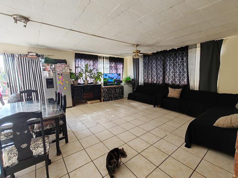 5 Bedroom Property for Sale in Pretoria Gardens Gauteng