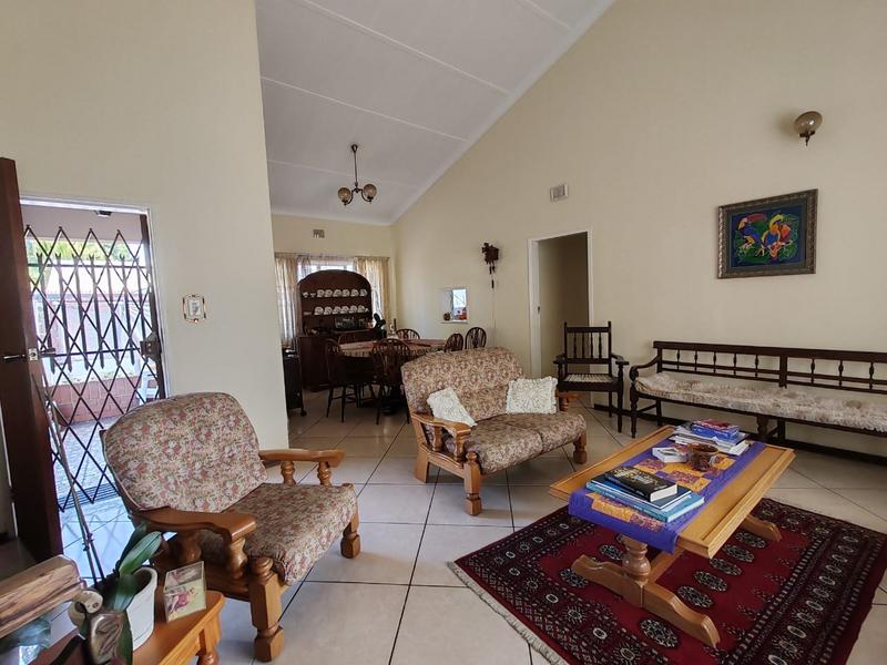 5 Bedroom Property for Sale in Pretoria Gardens Gauteng