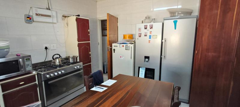 5 Bedroom Property for Sale in Pretoria Gardens Gauteng