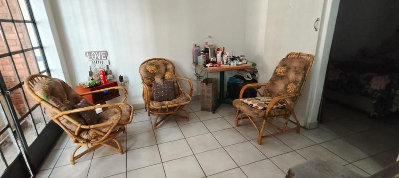 5 Bedroom Property for Sale in Pretoria Gardens Gauteng