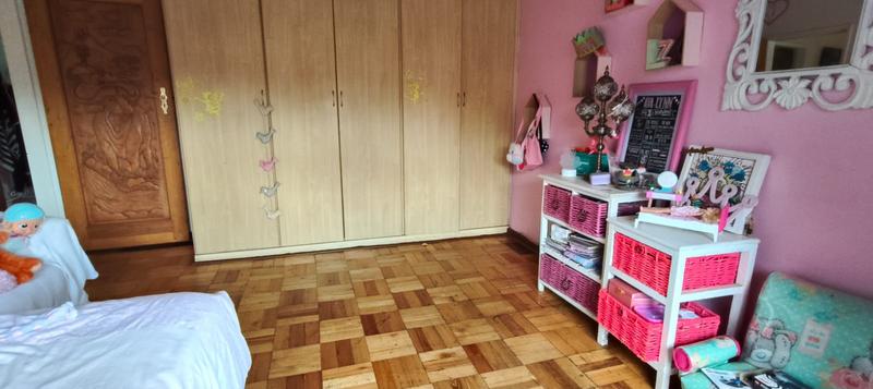 5 Bedroom Property for Sale in Pretoria Gardens Gauteng