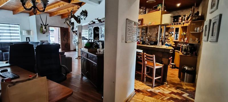 5 Bedroom Property for Sale in Pretoria Gardens Gauteng