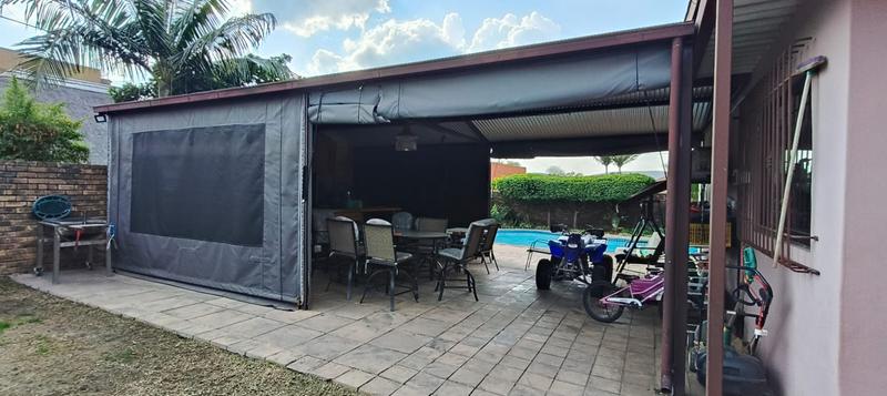 5 Bedroom Property for Sale in Pretoria Gardens Gauteng