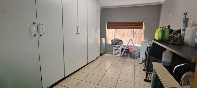 3 Bedroom Property for Sale in Pretoria Gardens Gauteng