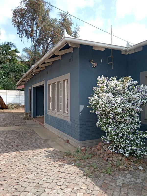 5 Bedroom Property for Sale in Pretoria Gardens Gauteng