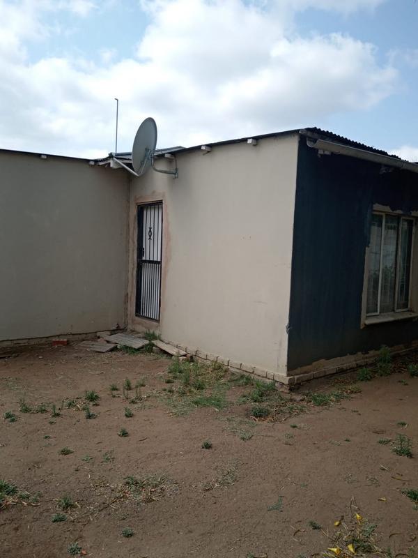 5 Bedroom Property for Sale in Pretoria Gardens Gauteng