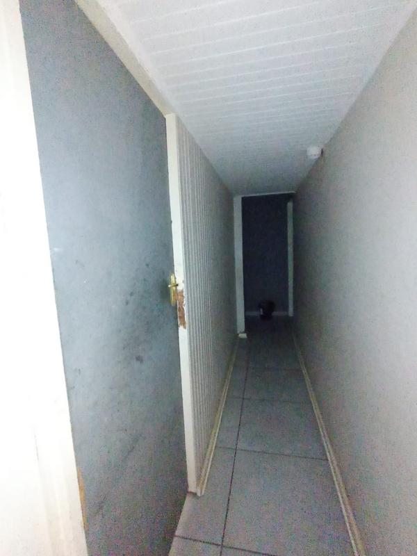 5 Bedroom Property for Sale in Pretoria Gardens Gauteng