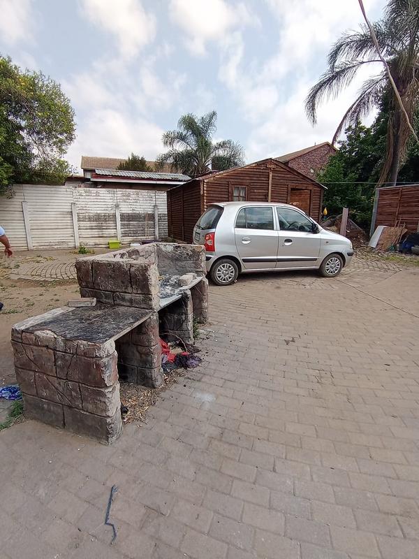 5 Bedroom Property for Sale in Pretoria Gardens Gauteng