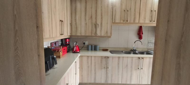 4 Bedroom Property for Sale in Pretoria Gardens Gauteng