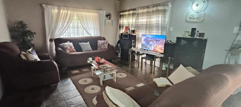 4 Bedroom Property for Sale in Pretoria Gardens Gauteng