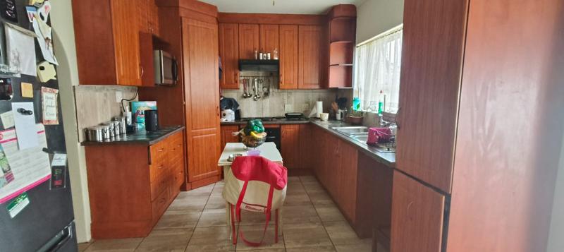 3 Bedroom Property for Sale in Pretoria Gardens Gauteng