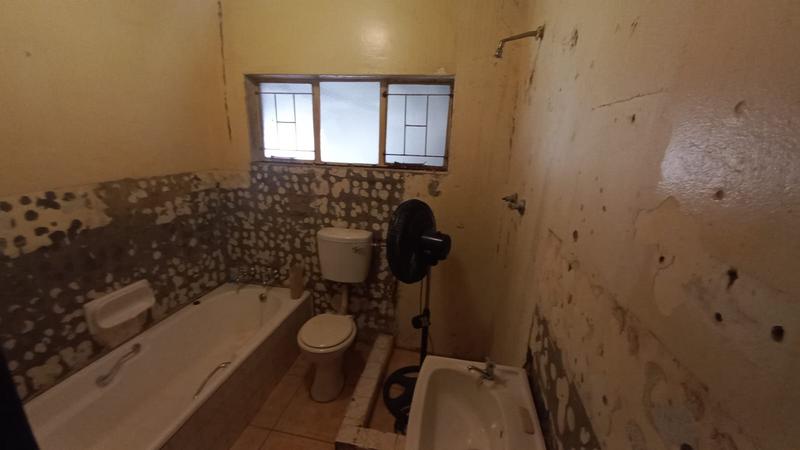 5 Bedroom Property for Sale in Pretoria Gardens Gauteng