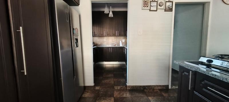 3 Bedroom Property for Sale in Pretoria Gardens Gauteng