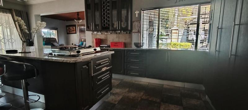 3 Bedroom Property for Sale in Pretoria Gardens Gauteng