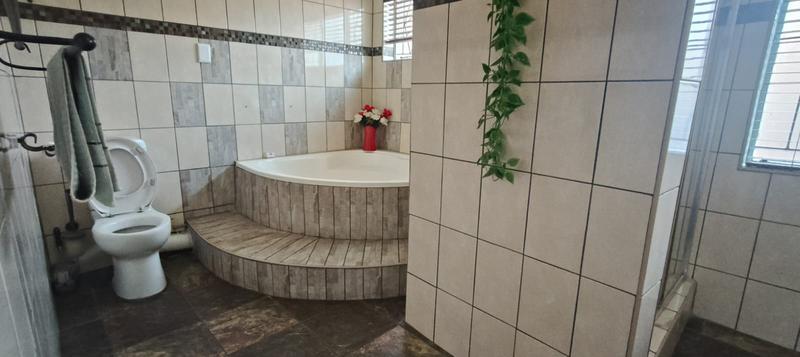 3 Bedroom Property for Sale in Pretoria Gardens Gauteng