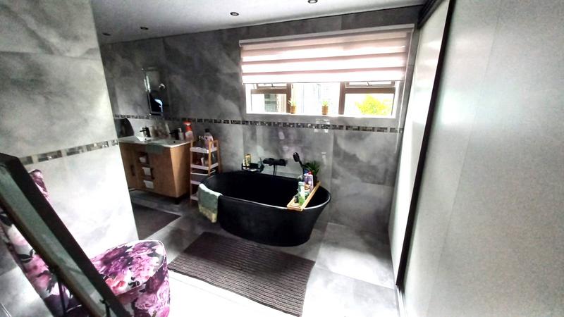 3 Bedroom Property for Sale in Pretoria Gardens Gauteng