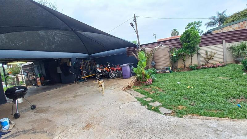 3 Bedroom Property for Sale in Pretoria Gardens Gauteng