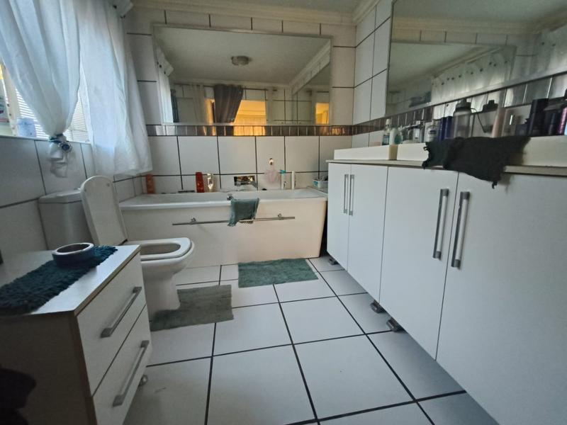 3 Bedroom Property for Sale in Suiderberg Gauteng