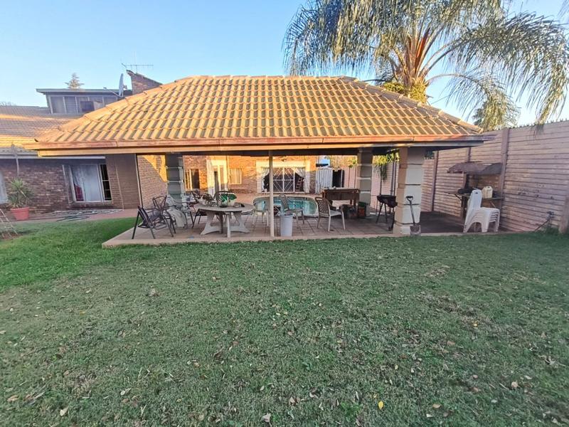 3 Bedroom Property for Sale in Suiderberg Gauteng