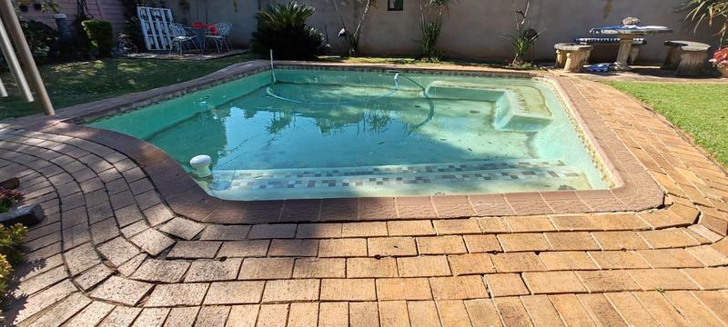 3 Bedroom Property for Sale in Suiderberg Gauteng