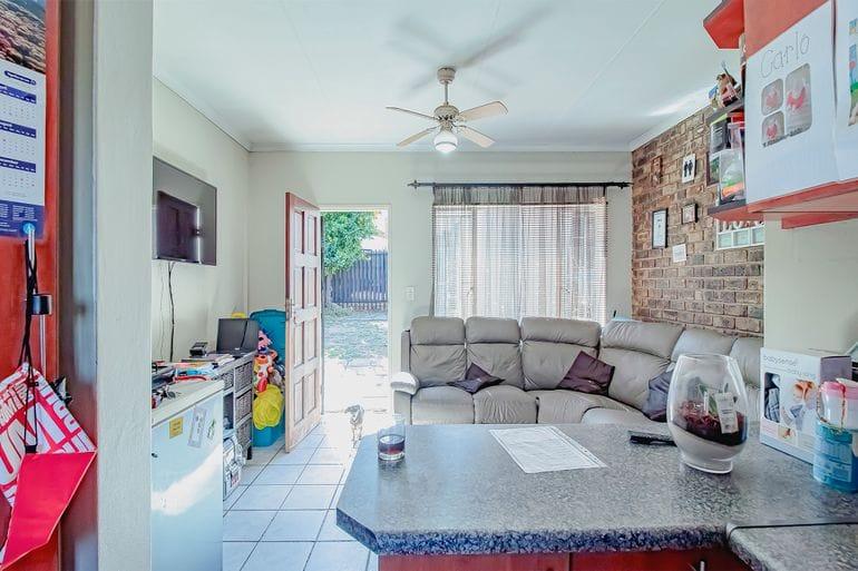 2 Bedroom Property for Sale in Suiderberg Gauteng