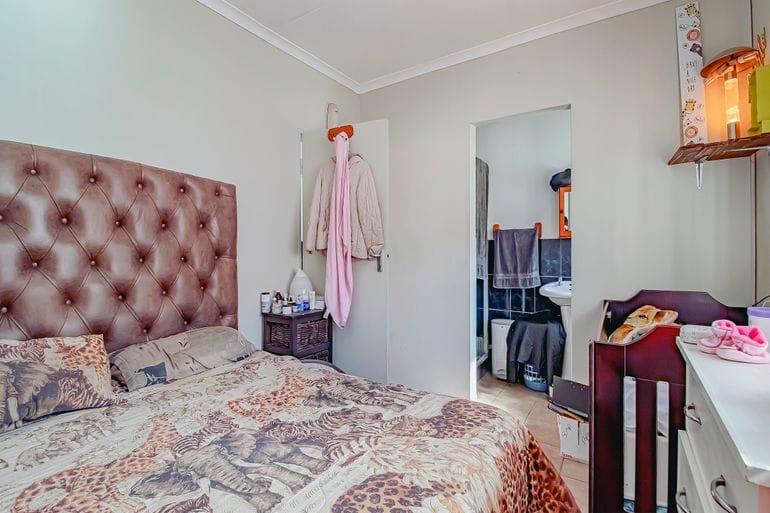 2 Bedroom Property for Sale in Suiderberg Gauteng