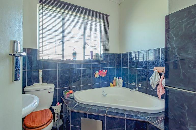 2 Bedroom Property for Sale in Suiderberg Gauteng
