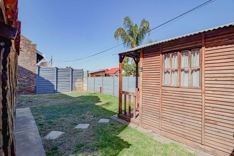 2 Bedroom Property for Sale in Suiderberg Gauteng
