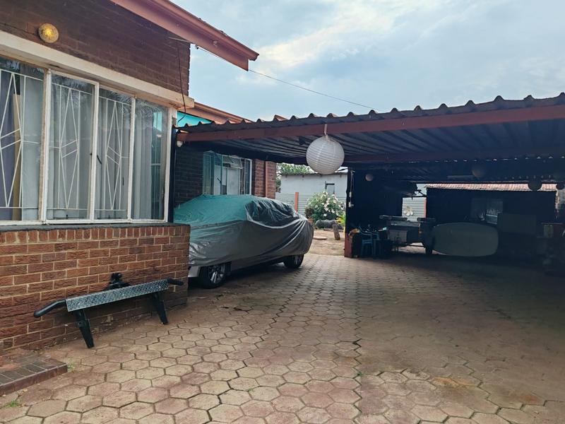 3 Bedroom Property for Sale in West Park Gauteng