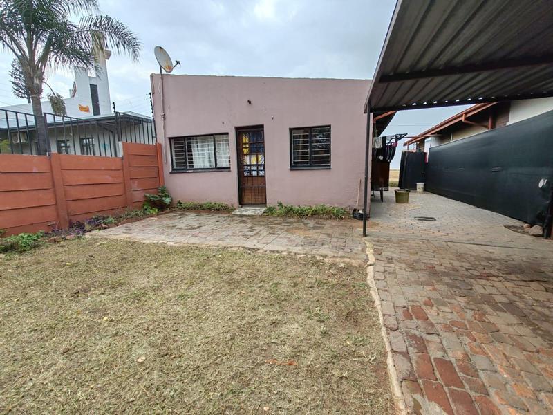 3 Bedroom Property for Sale in West Park Gauteng