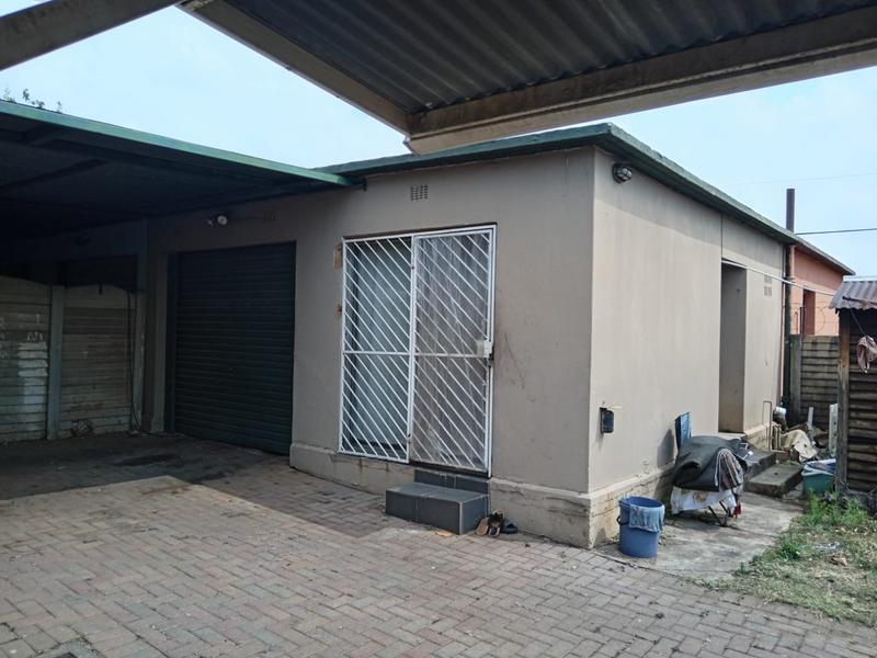 3 Bedroom Property for Sale in West Park Gauteng