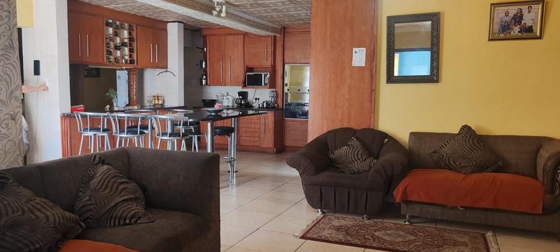 5 Bedroom Property for Sale in West Park Gauteng