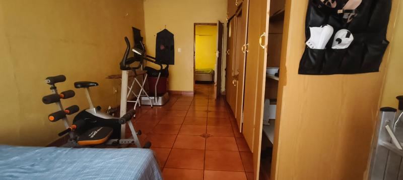 5 Bedroom Property for Sale in West Park Gauteng