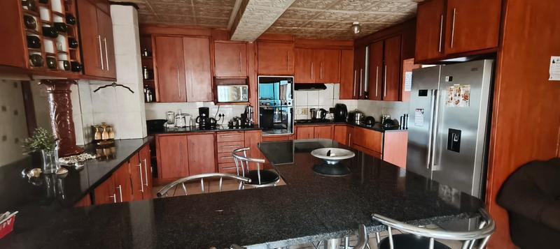 5 Bedroom Property for Sale in West Park Gauteng