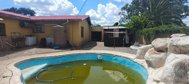 5 Bedroom Property for Sale in West Park Gauteng