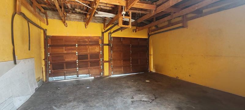 5 Bedroom Property for Sale in West Park Gauteng