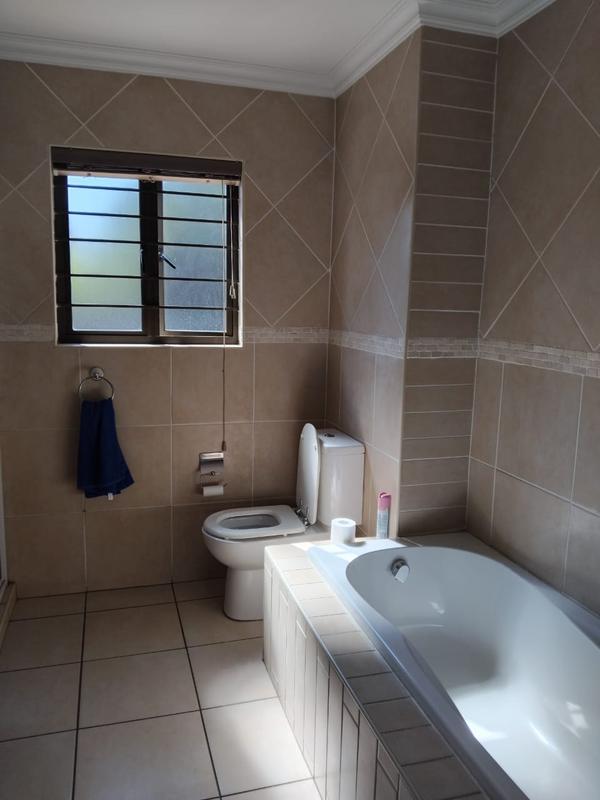 To Let 3 Bedroom Property for Rent in Primrose Gauteng