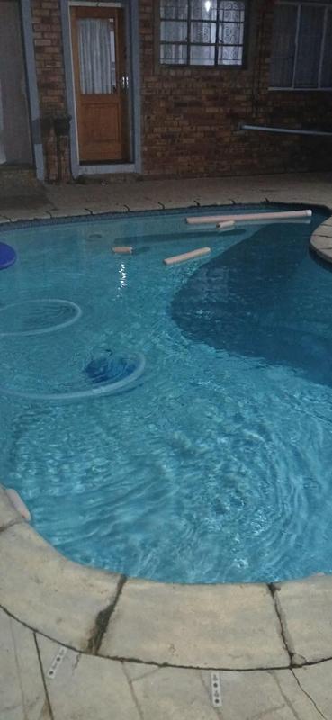 To Let 2 Bedroom Property for Rent in Primrose Gauteng