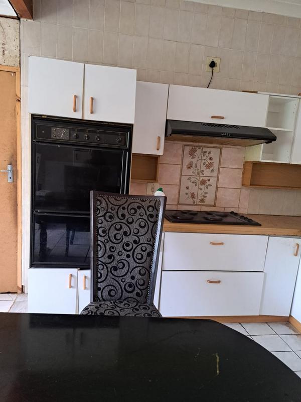 To Let 2 Bedroom Property for Rent in Bezuidenhout Valley Gauteng