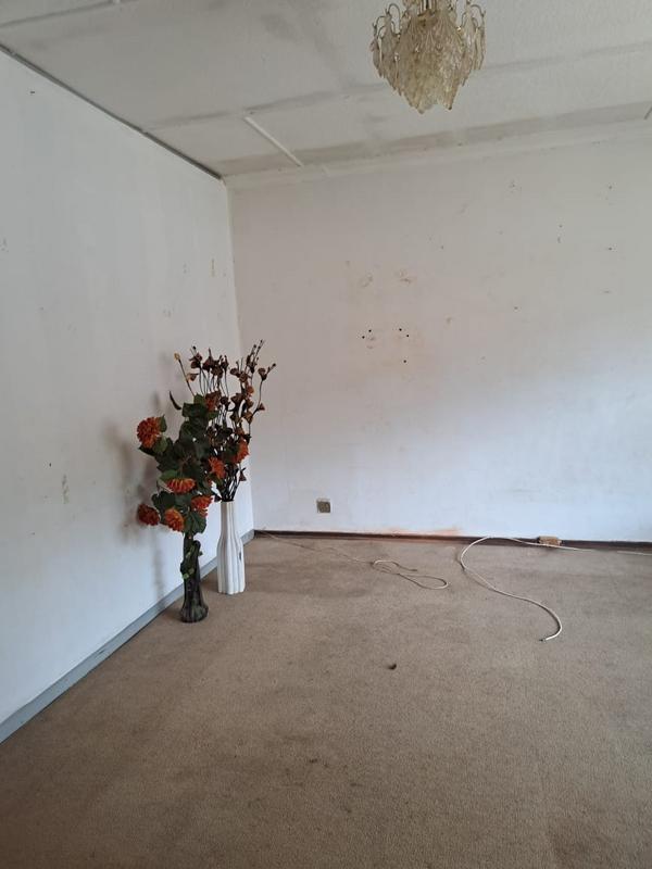 To Let 2 Bedroom Property for Rent in Bezuidenhout Valley Gauteng