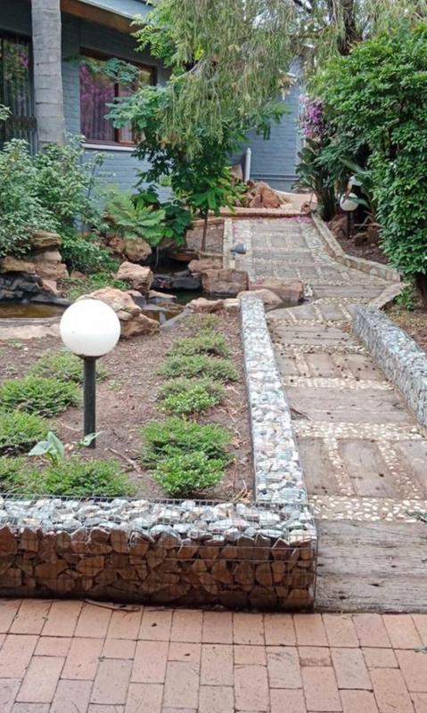 To Let 4 Bedroom Property for Rent in Observatory Gauteng