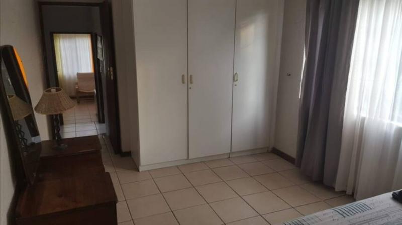 To Let 2 Bedroom Property for Rent in Glen Austin Gauteng