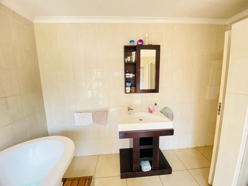 To Let 3 Bedroom Property for Rent in President Park Gauteng