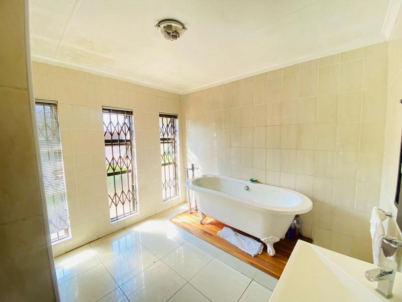 To Let 3 Bedroom Property for Rent in President Park Gauteng