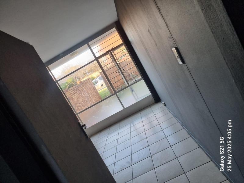 2 Bedroom Property for Sale in Marlands Gauteng